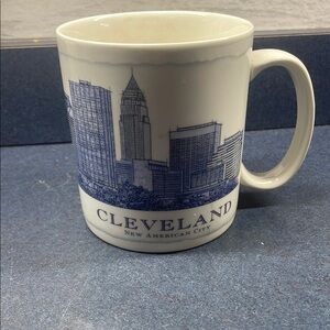 Starbucks clevelad  Skyline Mug -
